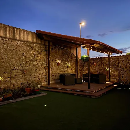 Alameda Amable Holiday home La Zarza de Pumareda